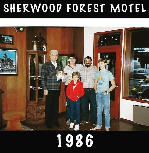 Sherwood Forest Motel