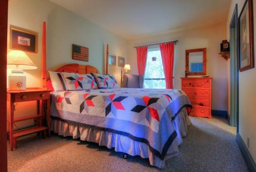 Baywood Inn Bed & Breakfast