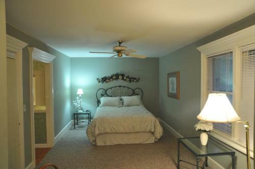 Mccloud Hotel