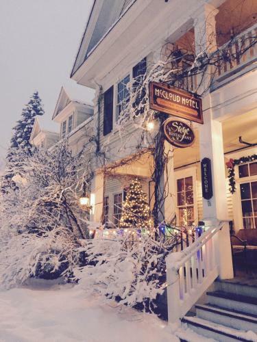 Mccloud Hotel