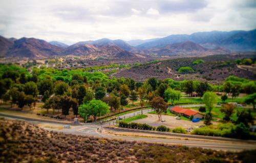 Soledad Canyon Cottage 15