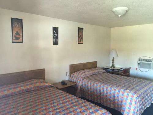 Hacienda Motel