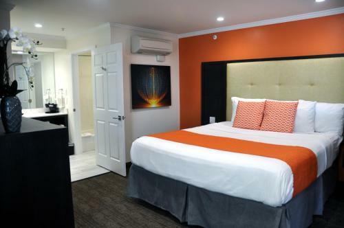 Hotel Pavilion Inn