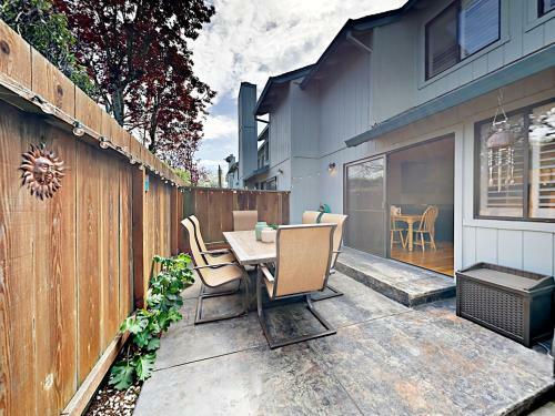 772 Heath Cv Townhouse