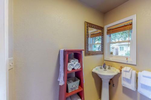 English Garden Studio Suite