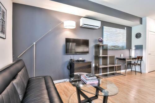 Urban Flat Apartments @ San Mateo