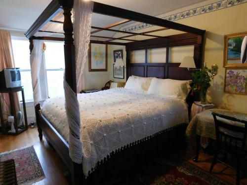 Posada Cliff Crest Inn