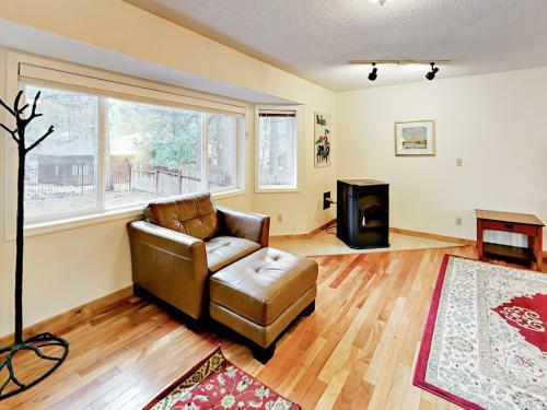1154 Lone Indian Trail Home