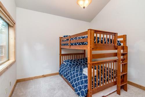 1841 Osage Cir Home