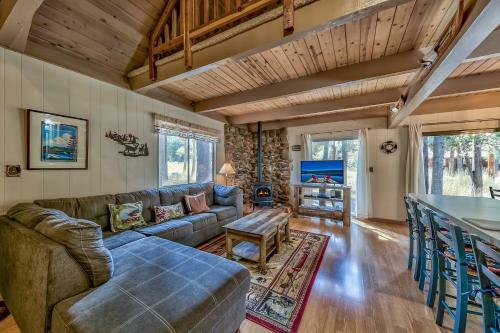 1625a Atroari Chalet