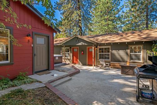 4093 Manzanita Ave Cabin Unit 1