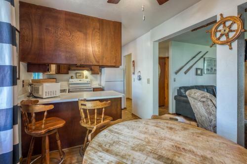 Spruce Grove Steamer Tahoe Cabin Condo