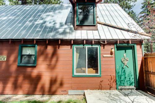 Spruce Grove Snowshoe Cabin