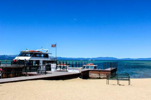 Spruce Grove Snowshoe Cabin