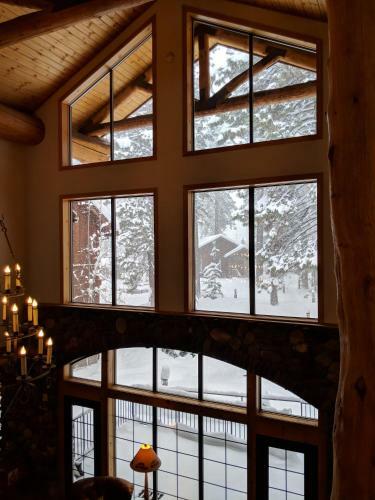 Hotel Black Bear Lodge