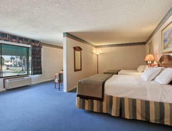 Hotel Travelodge By Wyndham Ocean Front