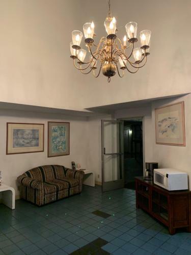 Hotel La Casa Inn