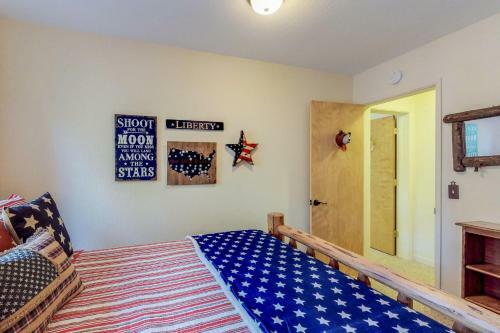 Bear Americana Cabin
