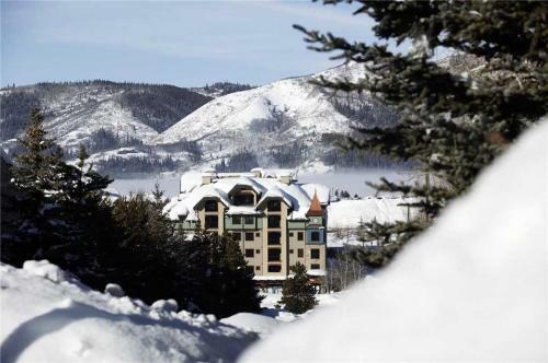 Highmark Steamboat Springs - Hm2b