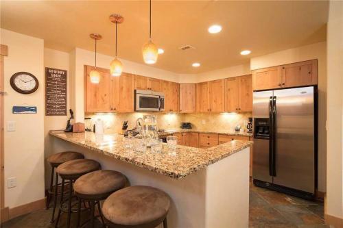 4208 Aspen Lodge, Trappeur's Crossing