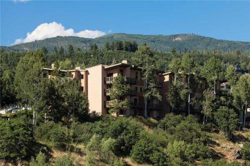 Storm Meadows Club B Condominiums - Cb315