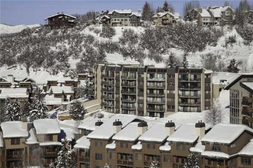 Bronze Tree Condominiums - Bt606