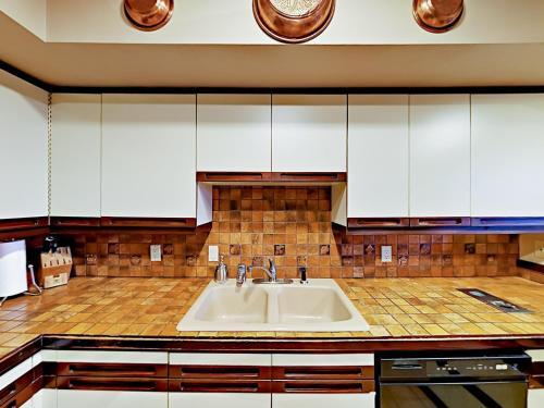 Apartamento 2800 Eaglerididge Dr Condo Unit A-3