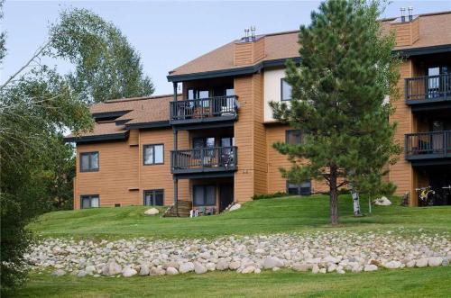 The Pines Condominiums - P103a