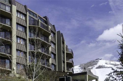 Bronze Tree Condominiums - Bt305