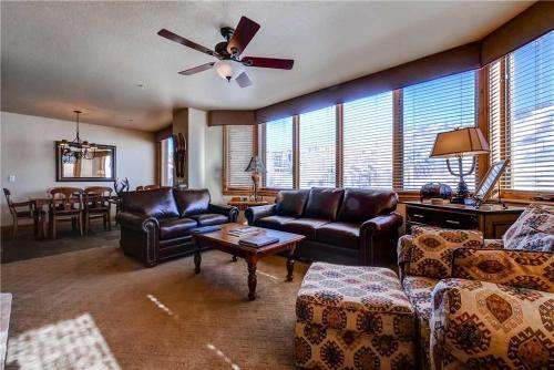 Torian Plum Creekside 513