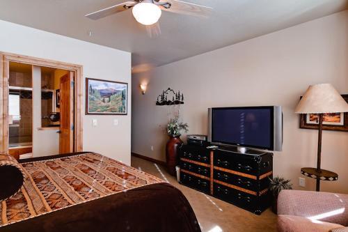 Torian Plum Creekside 513