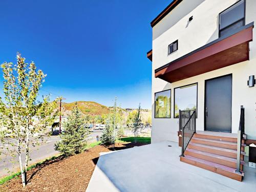 702 Gilpin Street Townhome