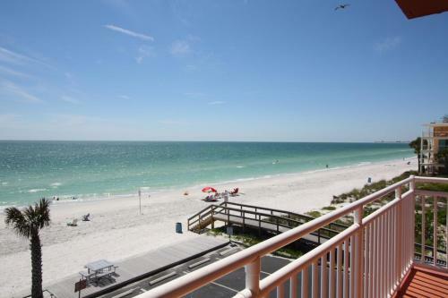 Apartamento 301 - Sunset Chateau
