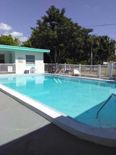 Swashbuckler Motel