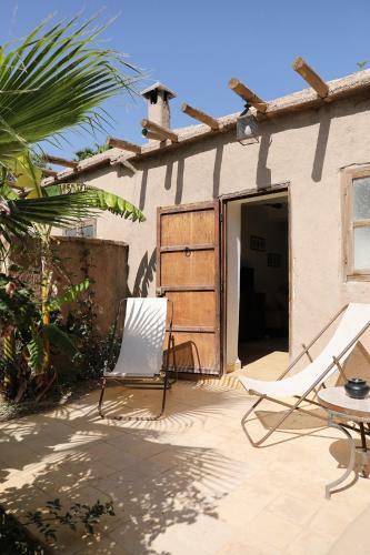 Bed & Breakfast Le Petit H�tel Du Flouka