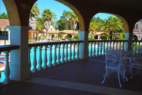 Hostal Herdade Lago Real