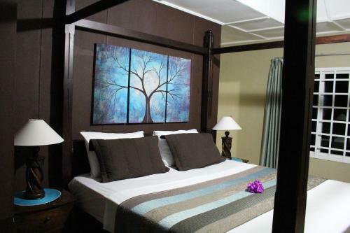 Stephna Residence