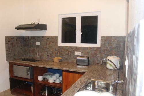 Stephna Residence