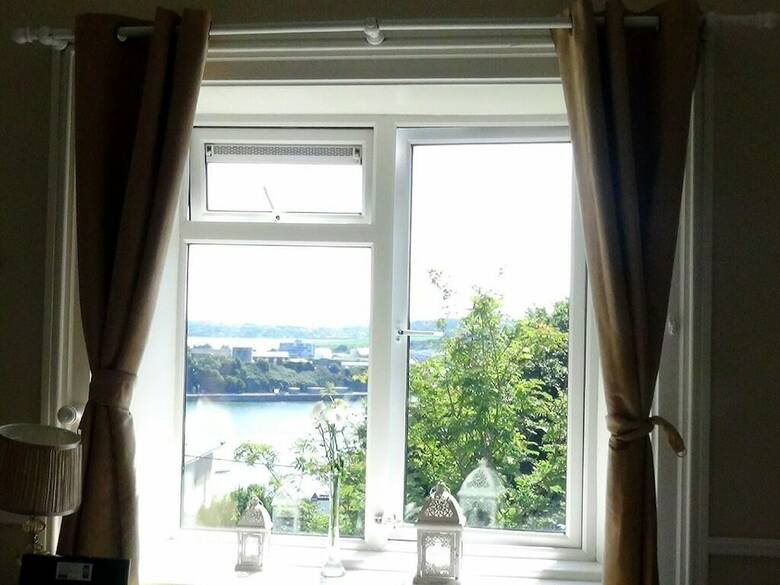 Hostal Robin Hill House