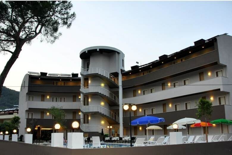 Hotel Buhana