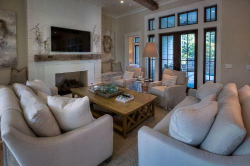 Watercolor By Dune Vacation Rentals - Park District