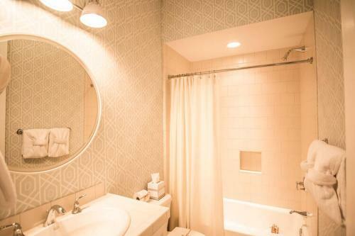 Watercolor By Dune Vacation Rentals - Park District
