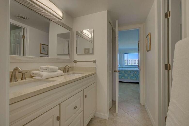 Siesta Dunes On Siesta Key 402