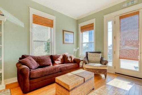 Beachy Blue - Family Beach Retreat