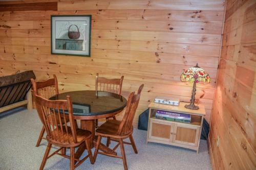 Bumpa Bear Hideaway