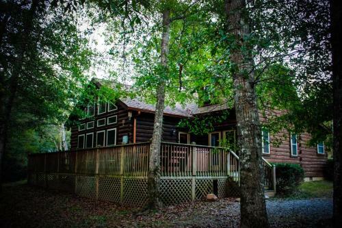 Rivers Edge Cabin