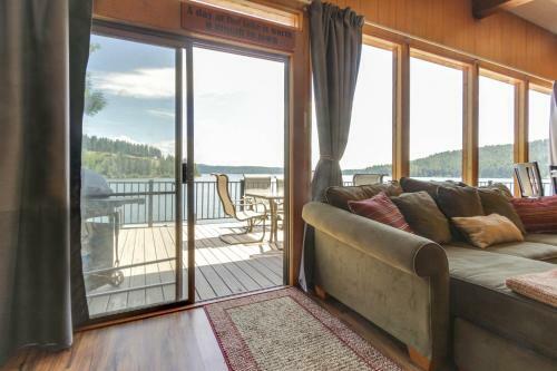 Our Cabin On Sun Up Bay