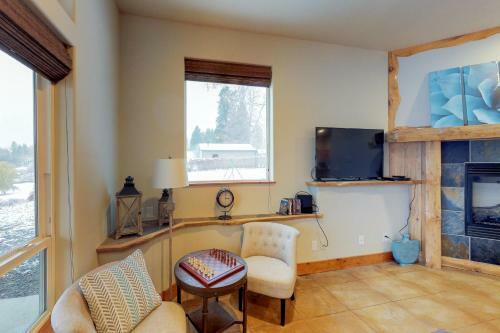 Kootenai Bay Retreat