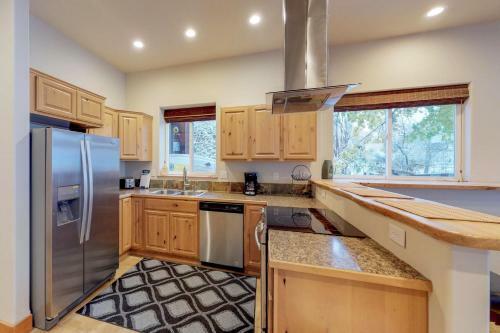 Kootenai Bay Retreat