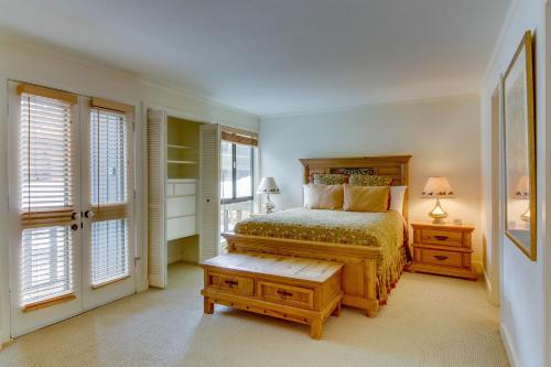 Comfort At The Cottonwoods
